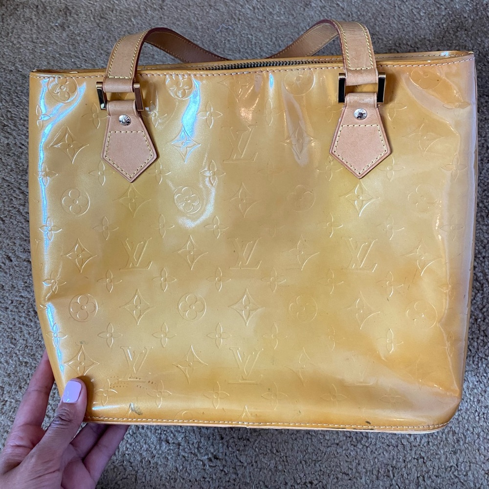 LV Houston yellow vernis bag